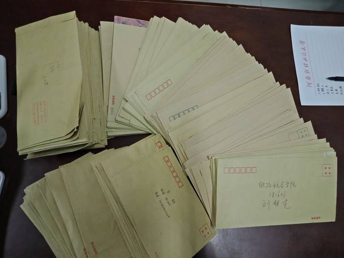 说明: F:\2018-2019心调\慢递大学-给四年后自己的一封信\图片\QQ图片20181025213239.jpg 说明: F:\2018-2019心调\慢递大学-给四年后自己的一封信\图片\QQ图片20181025213239.jpg